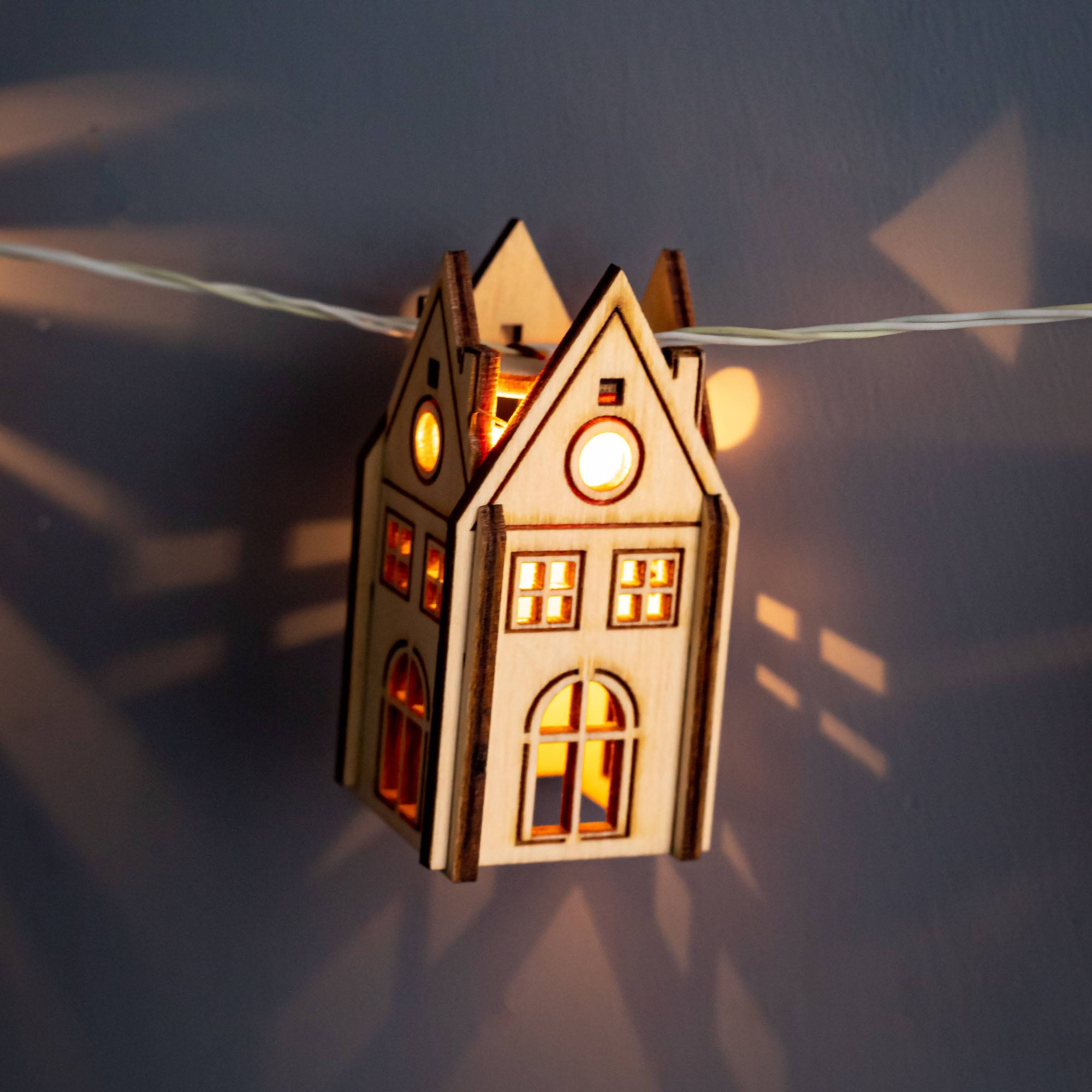 3D House Festive Bunting