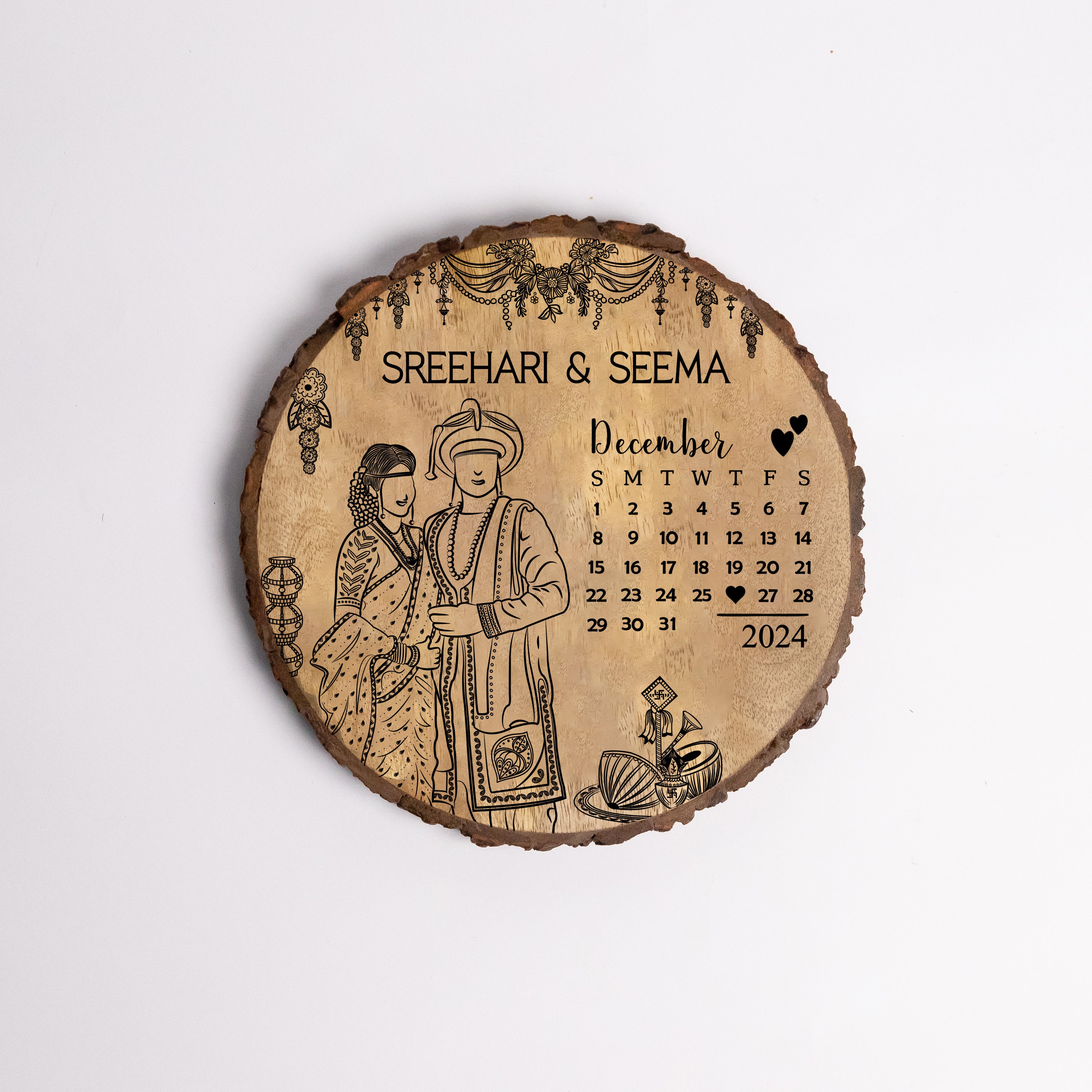 'CUSTOMIZED MAHARASHTRIAN WEDDING GIFT' - Wooden Plaque