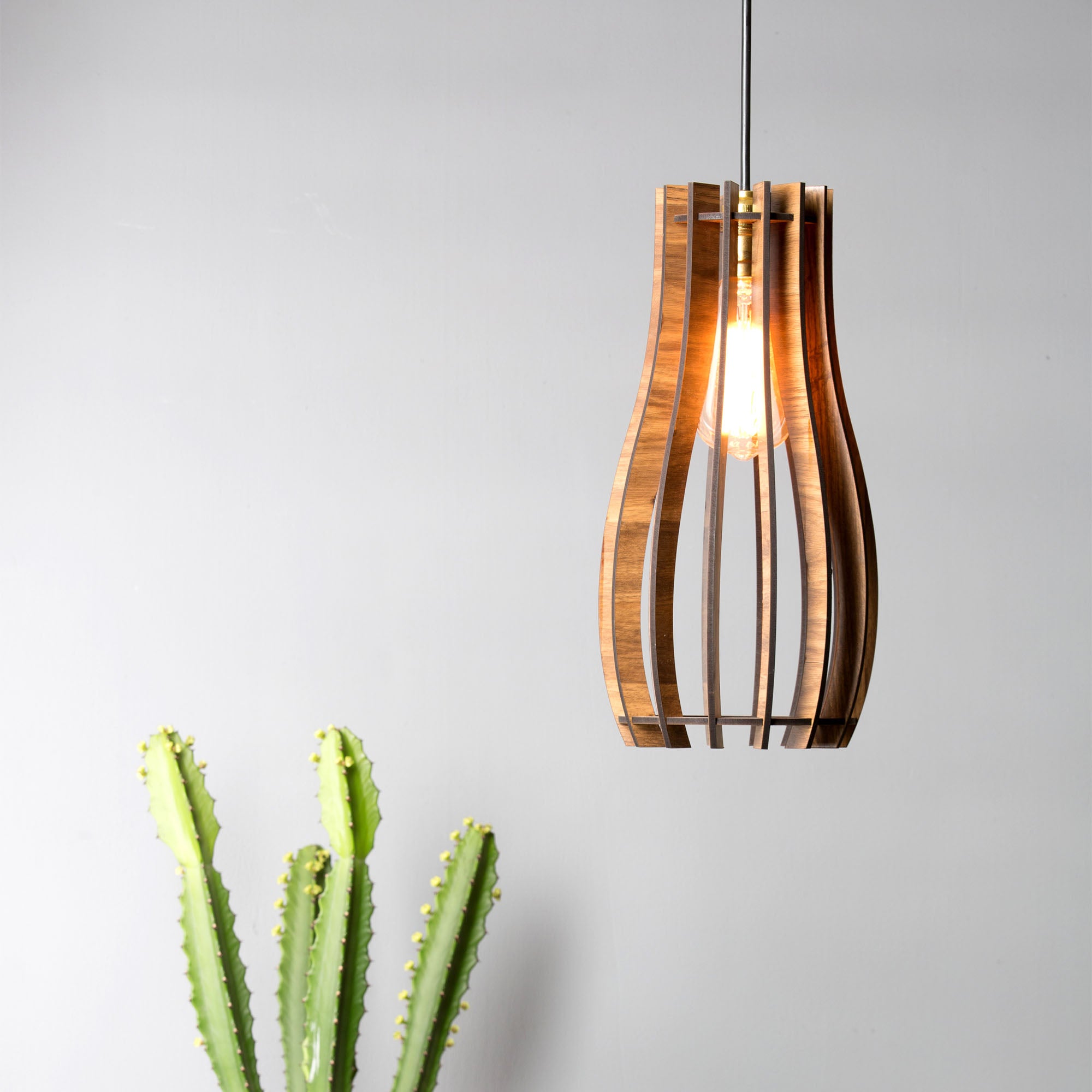 Longline wooden lamp